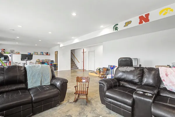 $464,900 | 434 White Street, Benton, WI 53803