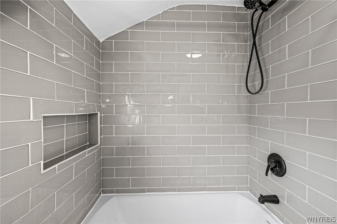 156 Harding Road Buffalo, NY 14220 - Photo 42 of 47 Gallery Image 42