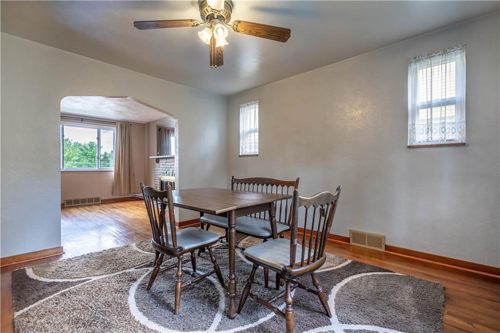 1465 Prospect Road Pittsburgh, PA 15227 - Photo 7 of 25 ANOTHER VIEW OF THE DINING ROOM LOOKING IN TO THE LIVING ROOM