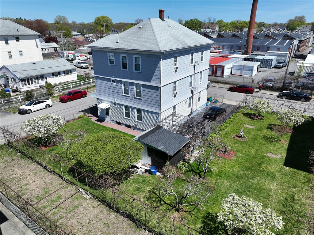 104 Bates Street Pawtucket, RI 02861 - Photo 4 of 46