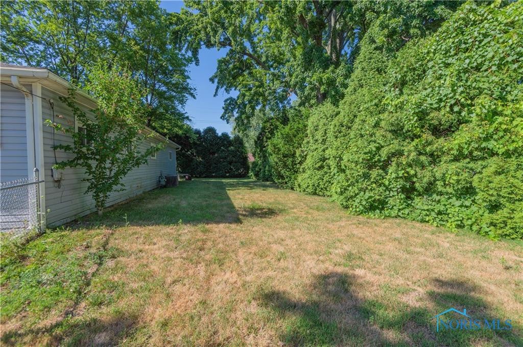 929 Kinder Road Toledo, OH 43615 - Photo 14 of 16 Gallery Image 14