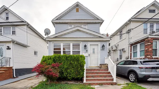 $780,000 | 94-56 225th Street | Queens Village