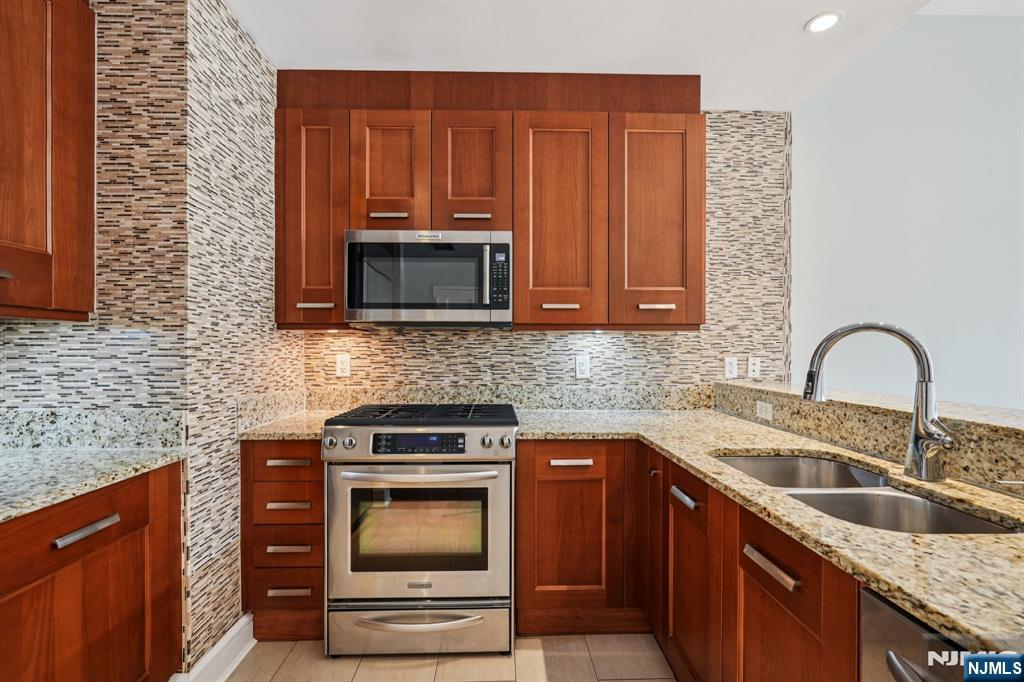 8100 River Road, Unit 210 North Bergen, NJ 07047 - Photo 23 of 47