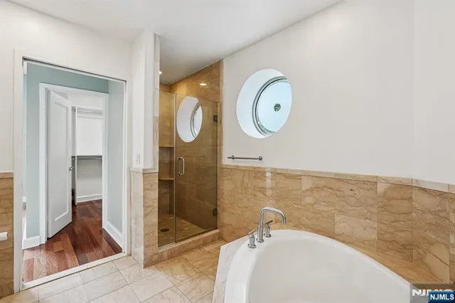 $649,000 | 8100 River Road, Unit 210, North Bergen, NJ 07047