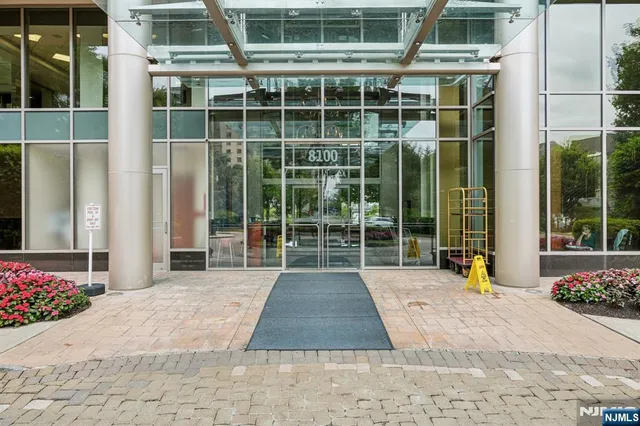$649,000 | 8100 River Road, Unit 210, North Bergen, NJ 07047