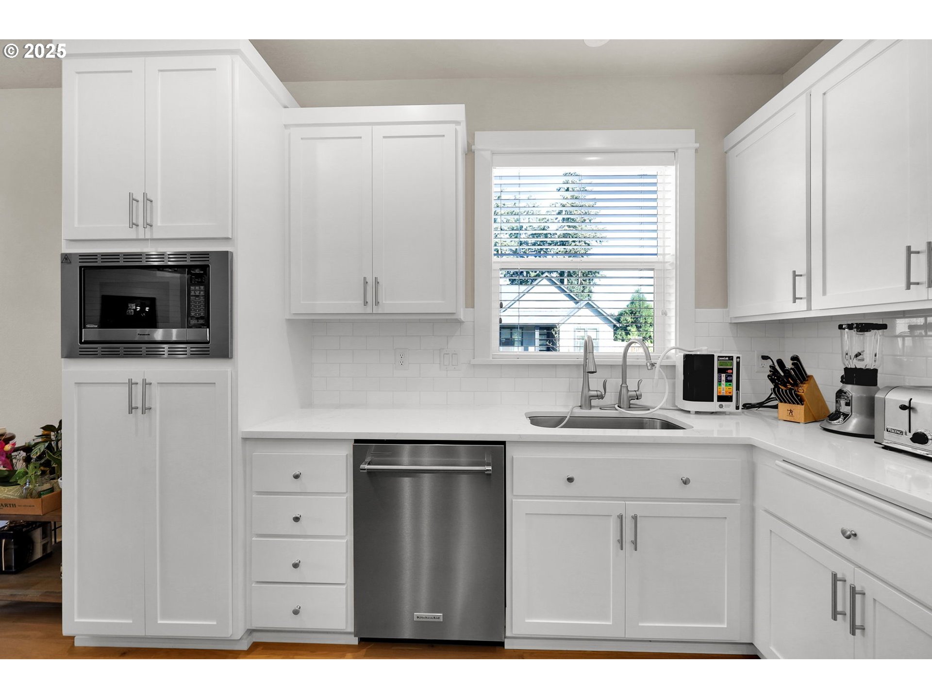 2181 Turning Oak Place Eugene, OR 97408 - Photo 5 of 48