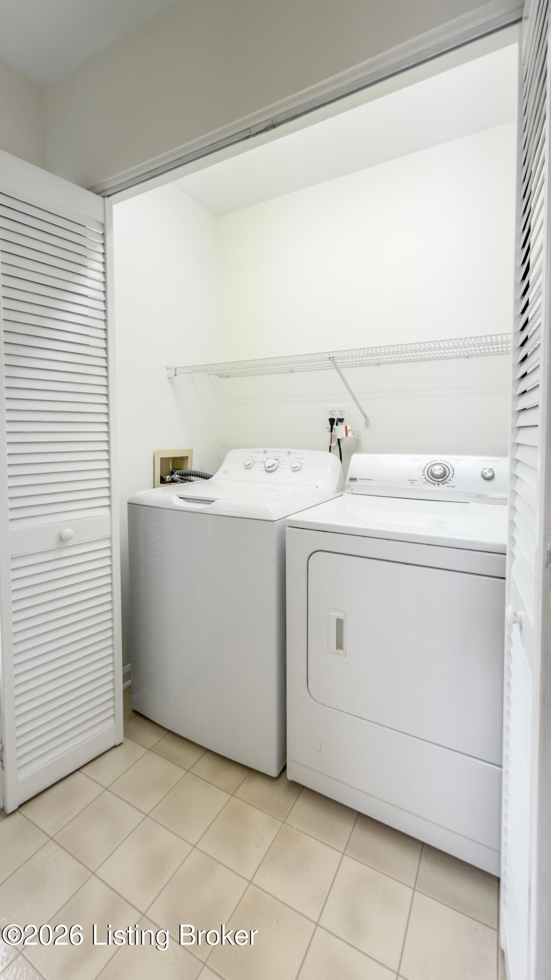4505 Fox Run Road Louisville, KY 40207 - Photo 23 of 39 4505 Fox Run Road-23