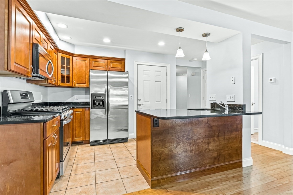 106 Green Street, Unit 106 Reading, MA 01867 - Photo 15 of 26