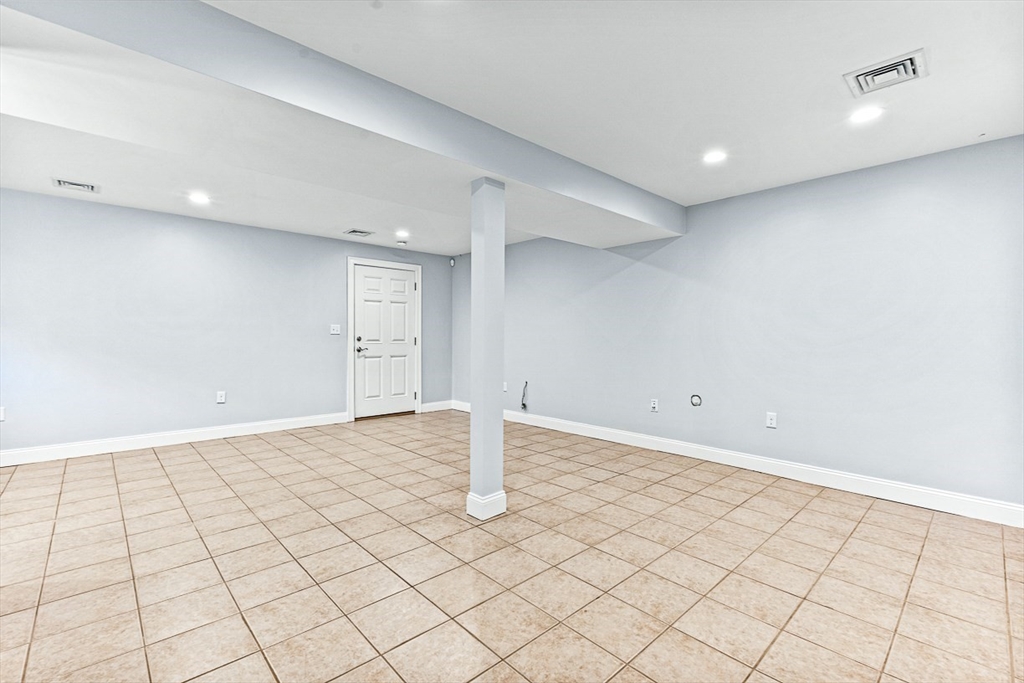 106 Green Street, Unit 106 Reading, MA 01867 - Photo 17 of 26