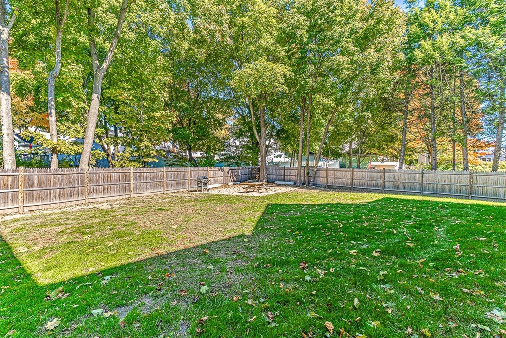 106 Green Street, Unit 106 Reading, MA 01867 - Photo 24 of 26