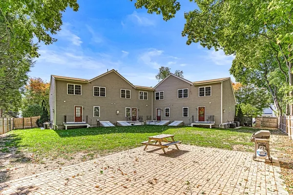 $4,500 | 106 Green Street, Unit 106, Reading, MA 01867