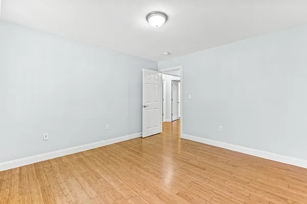 $4,500 | 106 Green Street, Unit 106, Reading, MA 01867