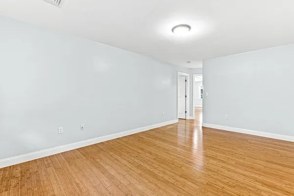 $4,500 | 106 Green Street, Unit 106, Reading, MA 01867