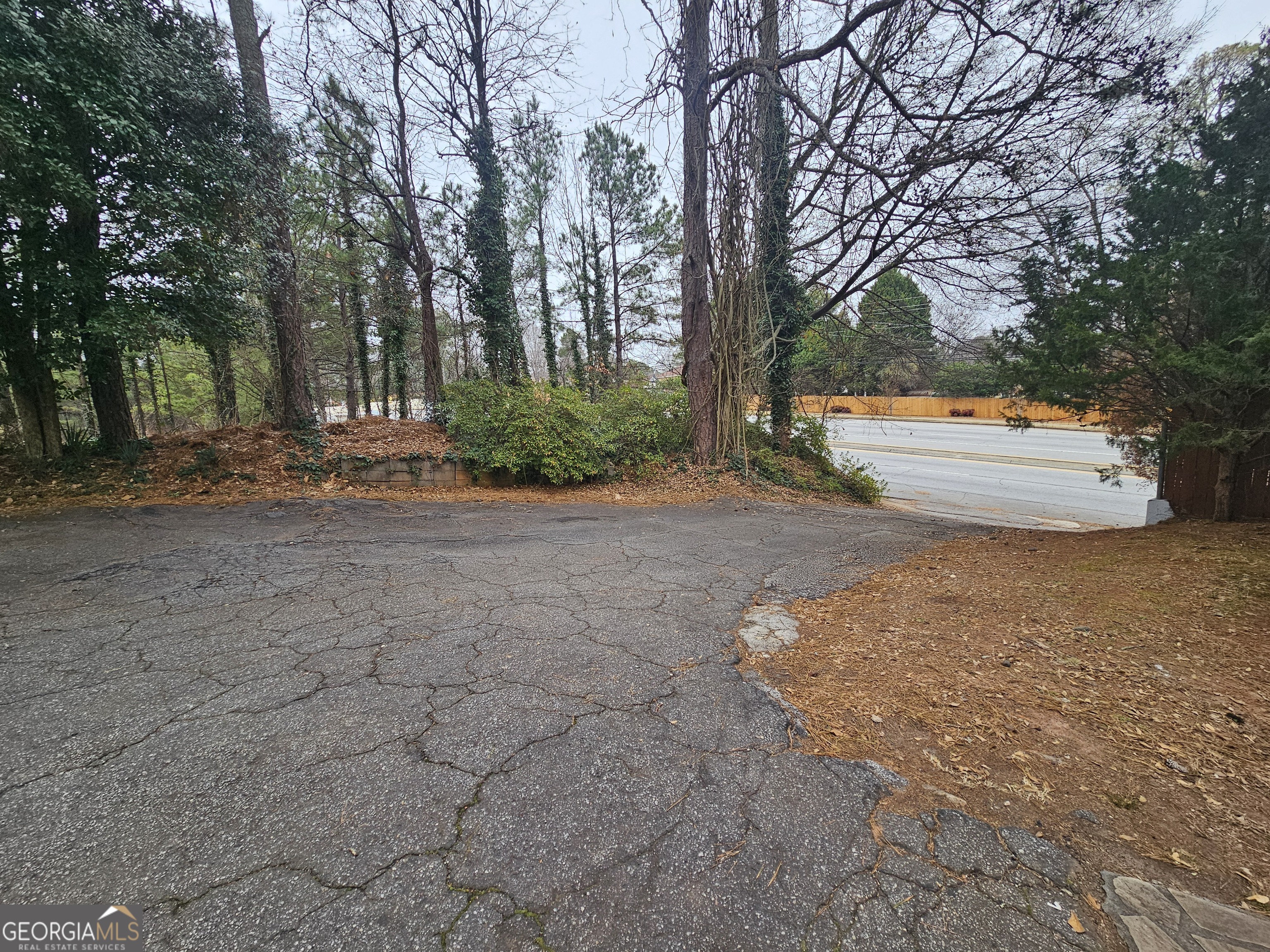 1252 Lawrenceville-Suwanee Road Lawrenceville, GA 30043 - Photo 19 of 69