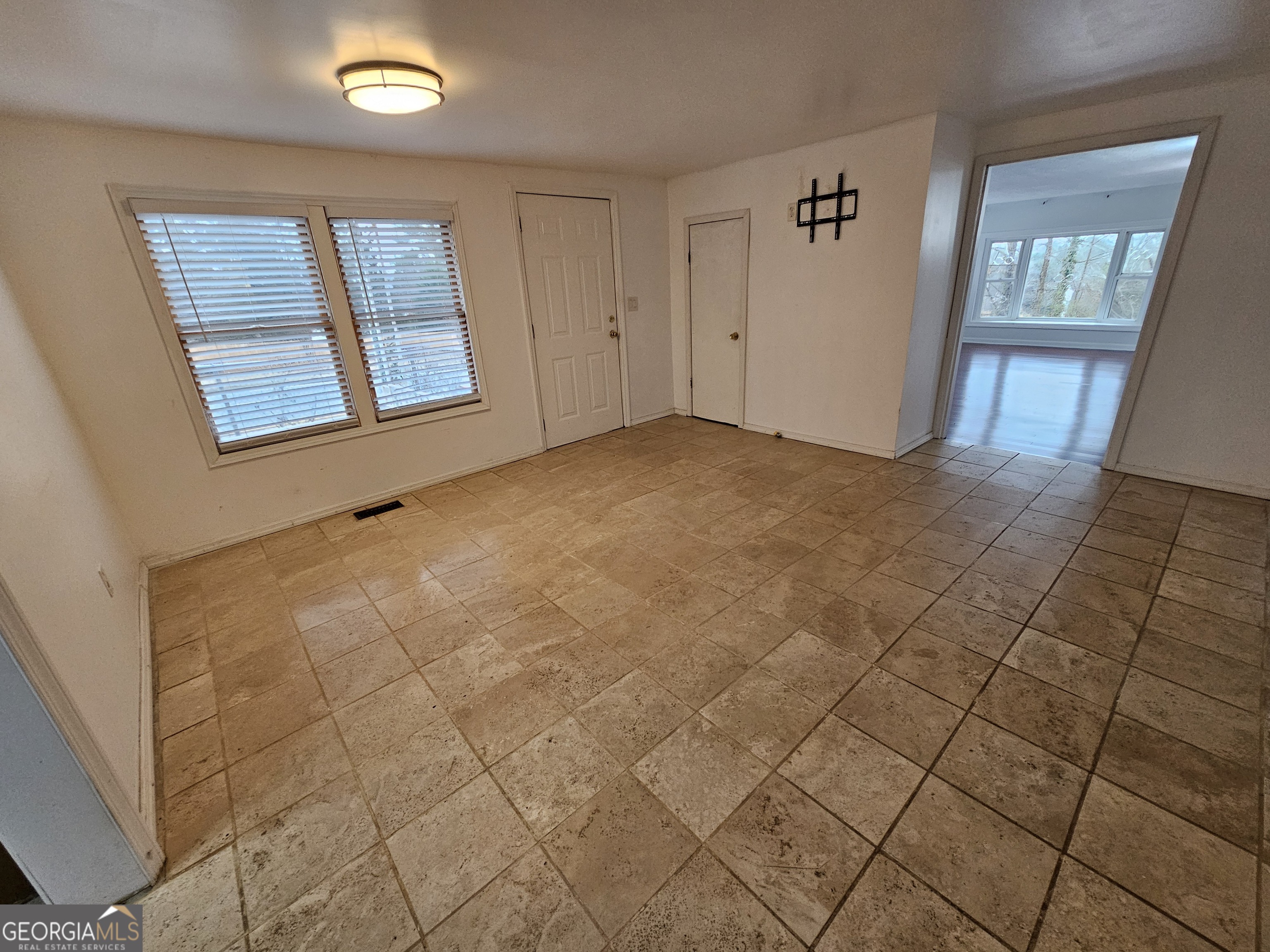 1252 Lawrenceville-Suwanee Road Lawrenceville, GA 30043 - Photo 3 of 69