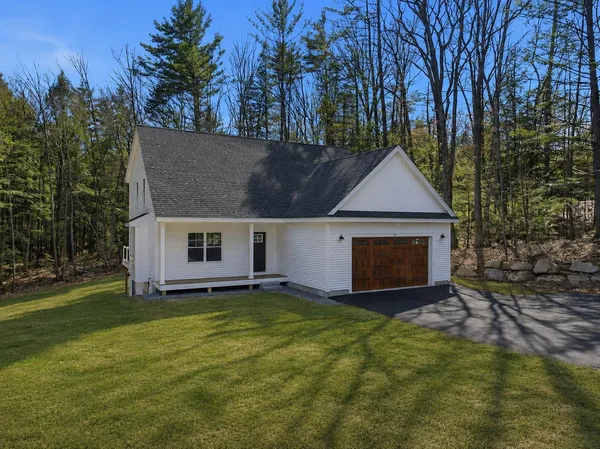 $799,500 | 264 Colburn Road, Unit 21910, New Boston, NH 03070