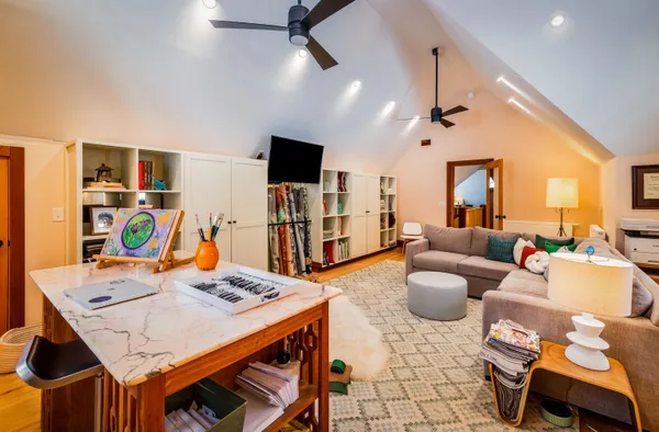 $2,275,000 | 229 High Rock Road, Hinesburg, VT 05461