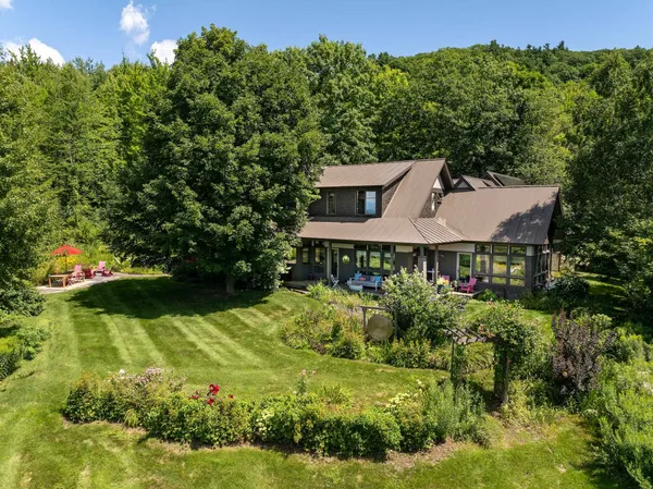 $2,275,000 | 229 High Rock Road, Hinesburg, VT 05461