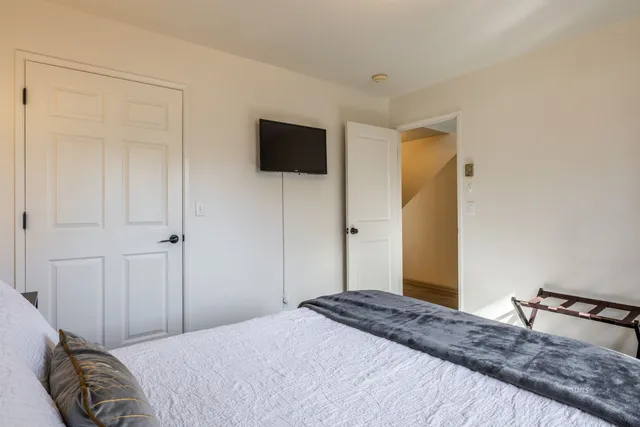 $395,000 | 852 Crosby Street, Unit B, Bishop, CA 93514