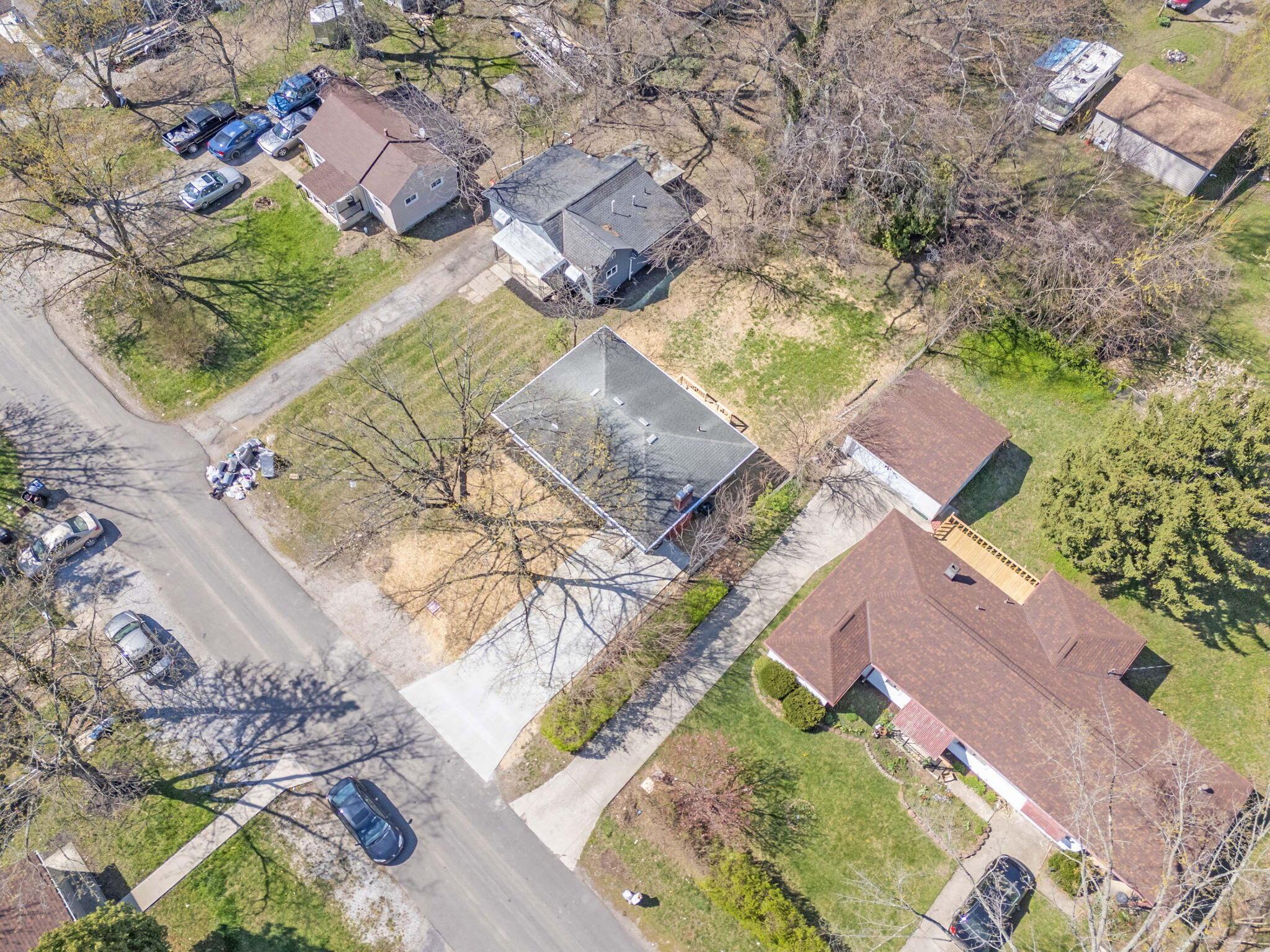 1870 Ward Road Columbus, OH 43224 - Photo 4 of 63 4-web-or-mls-DJI_20250416154826_0040_D