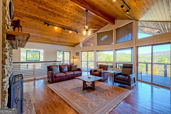 $1,595,000 | 9406 Bridge Creek Road, Tiger, GA 30576
