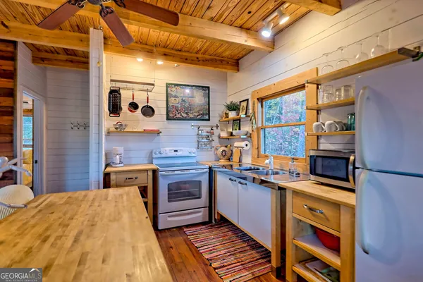 $1,595,000 | 9406 Bridge Creek Road, Tiger, GA 30576