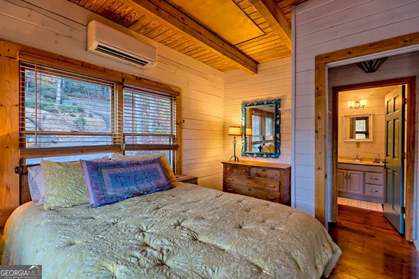 $1,595,000 | 9406 Bridge Creek Road, Tiger, GA 30576