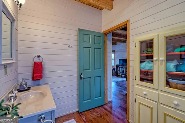 $1,595,000 | 9406 Bridge Creek Road, Tiger, GA 30576