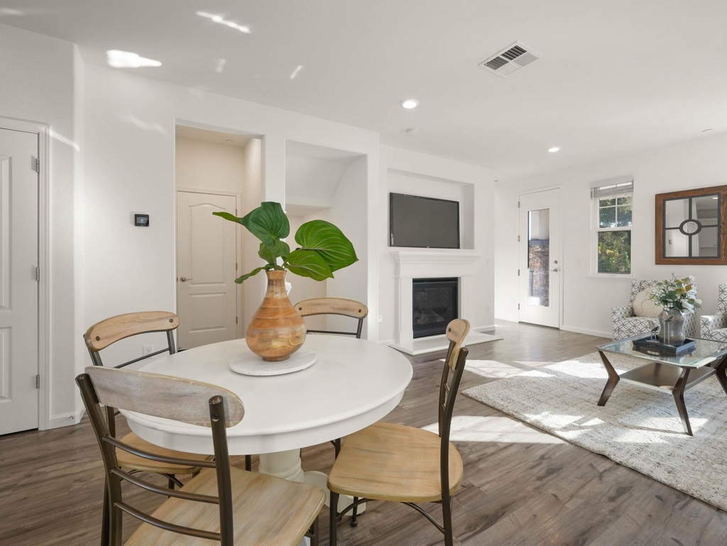 229-229 Spring Harvest Road Hayward, CA 94544 - Photo 10 of 36