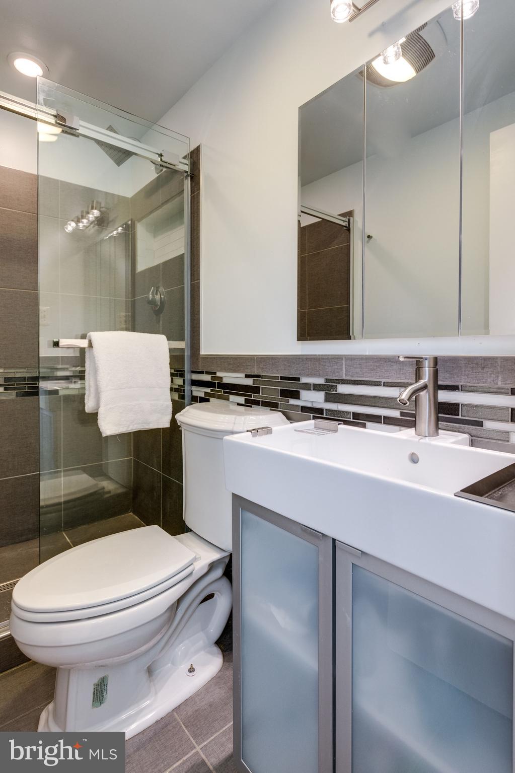 12204 Golden Sands Lane Reston, VA 20191 - Photo 22 of 48