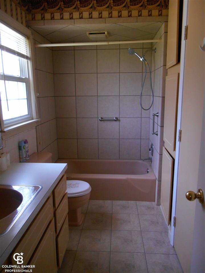 3030 Range Road Port Huron, MI 48060 - Photo 31 of 39 Bath