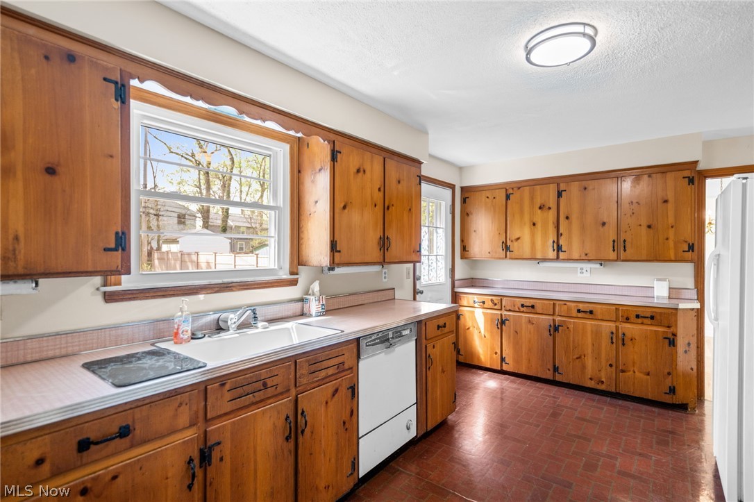 1132 Brainard Road Lyndhurst, OH 44124 - Photo 13 of 49 Gallery Image 13