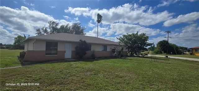 $1,400 | 1302 Northeast 9th Street, Unit 1302, Cape Coral, FL 33909