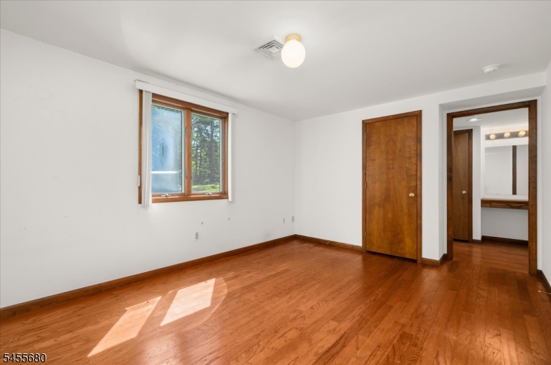 11 White Bridge Road Pittstown, NJ 08867 - Photo 24 of 50 Gallery Image 24