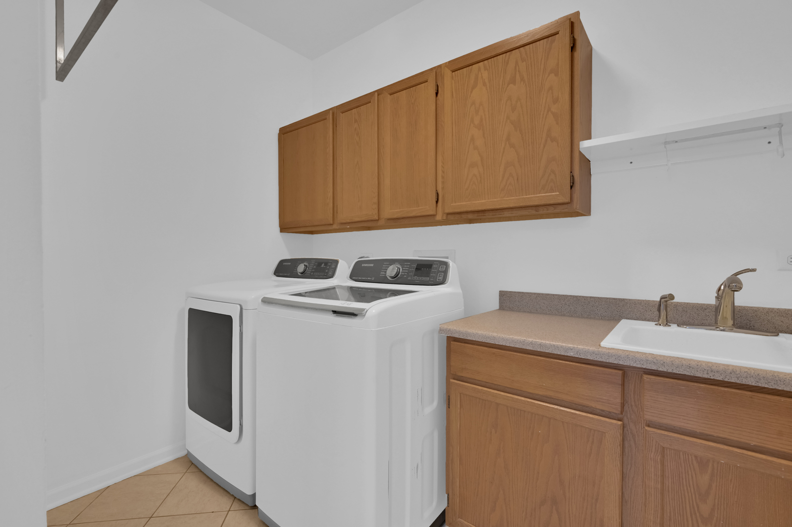 502 Windsor Circle Fox River Grove, IL 60021 - Photo 14 of 41 a utility room with sink dryer and washer