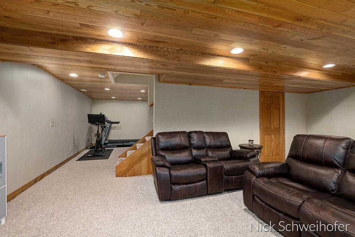 5142 7 Mile Road Bay City, MI 48706 - Photo 30 of 53