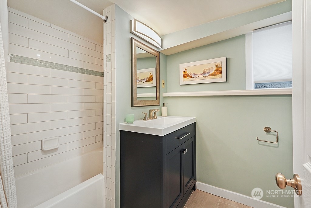 341 North 81st Street Seattle, WA 98103 - Photo 24 of 28 Gallery Image 24