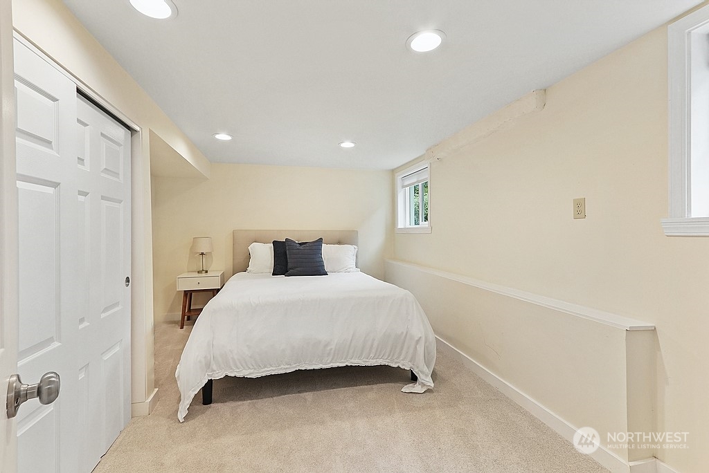 341 North 81st Street Seattle, WA 98103 - Photo 25 of 28 Gallery Image 25
