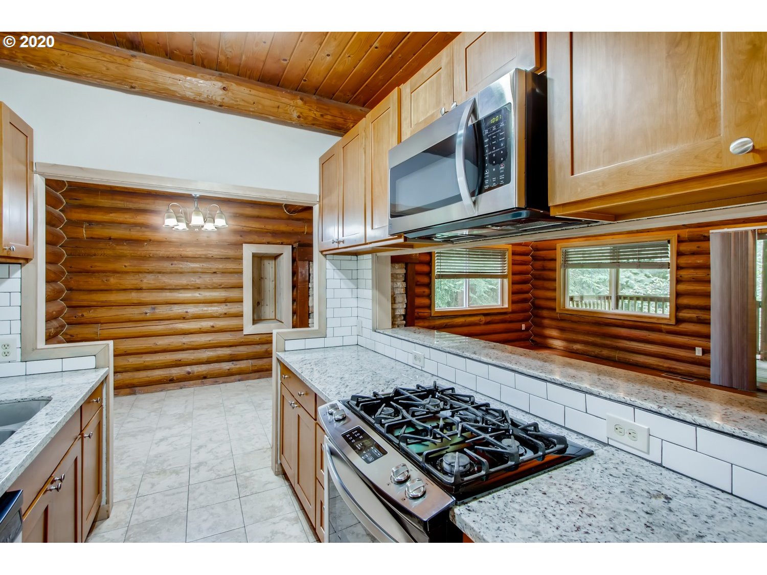 10630 Southeast Bull Run Road Sandy, OR 97055 - Photo 10 of 28