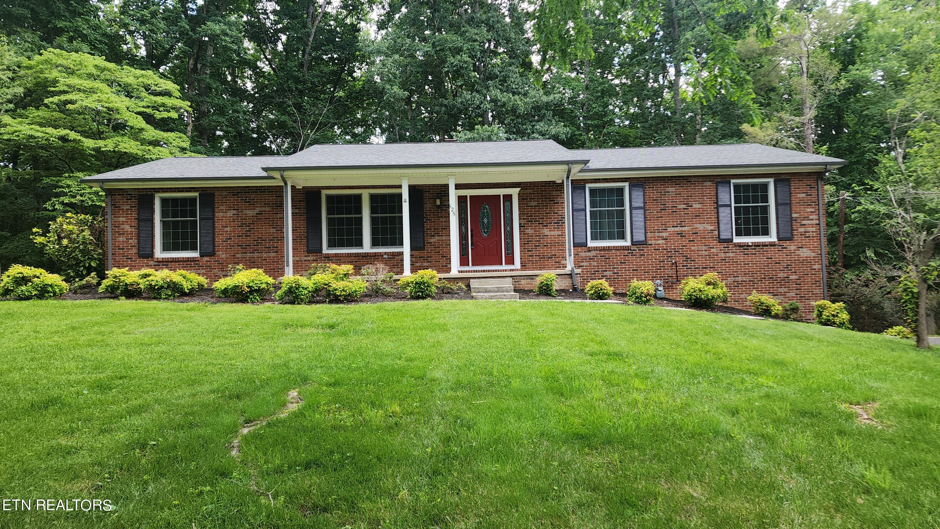 125 Windham Road Oak Ridge, TN 37830 - Photo 1 of 35 1000025757