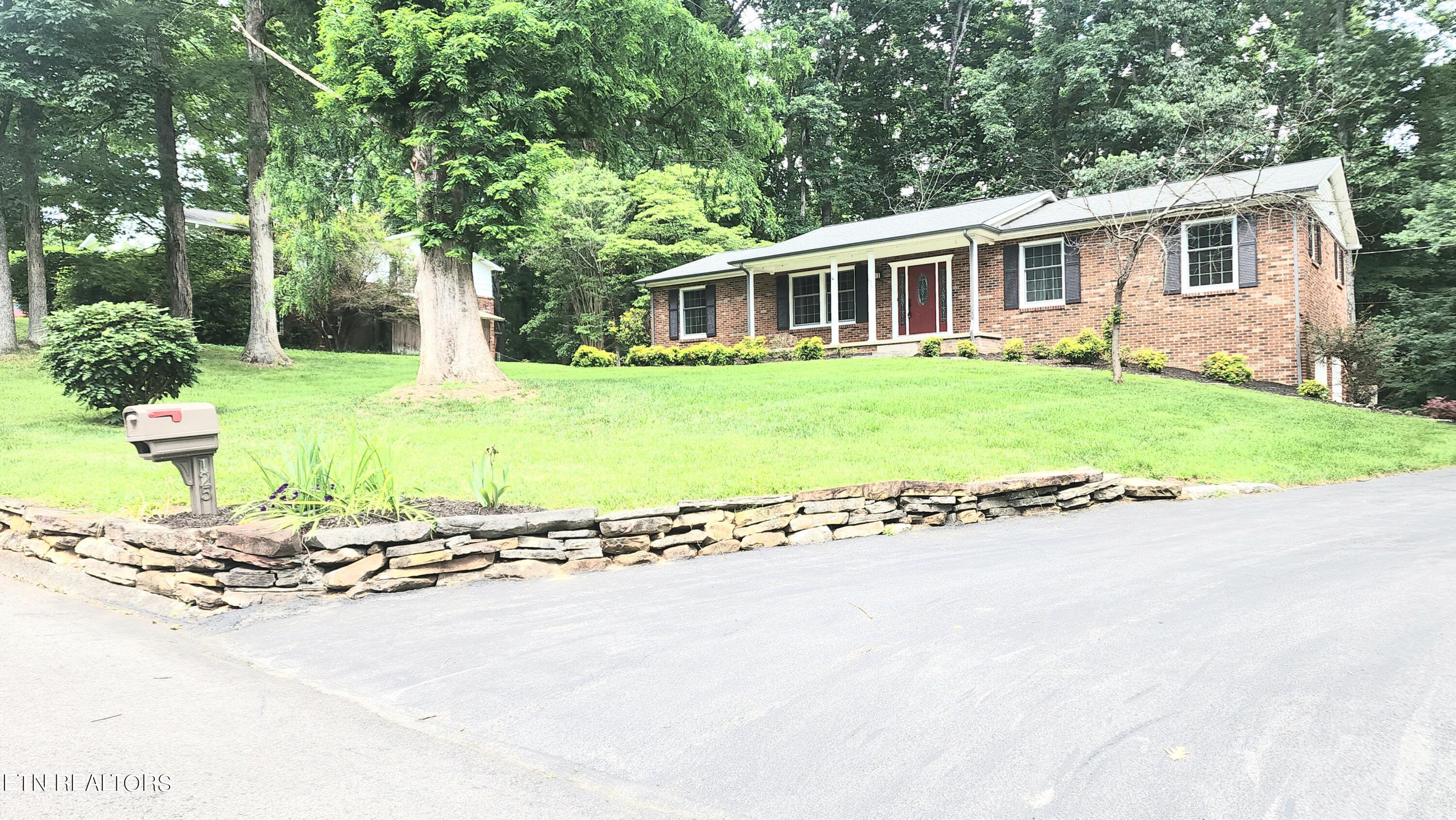 125 Windham Road Oak Ridge, TN 37830 - Photo 2 of 35 1000025762