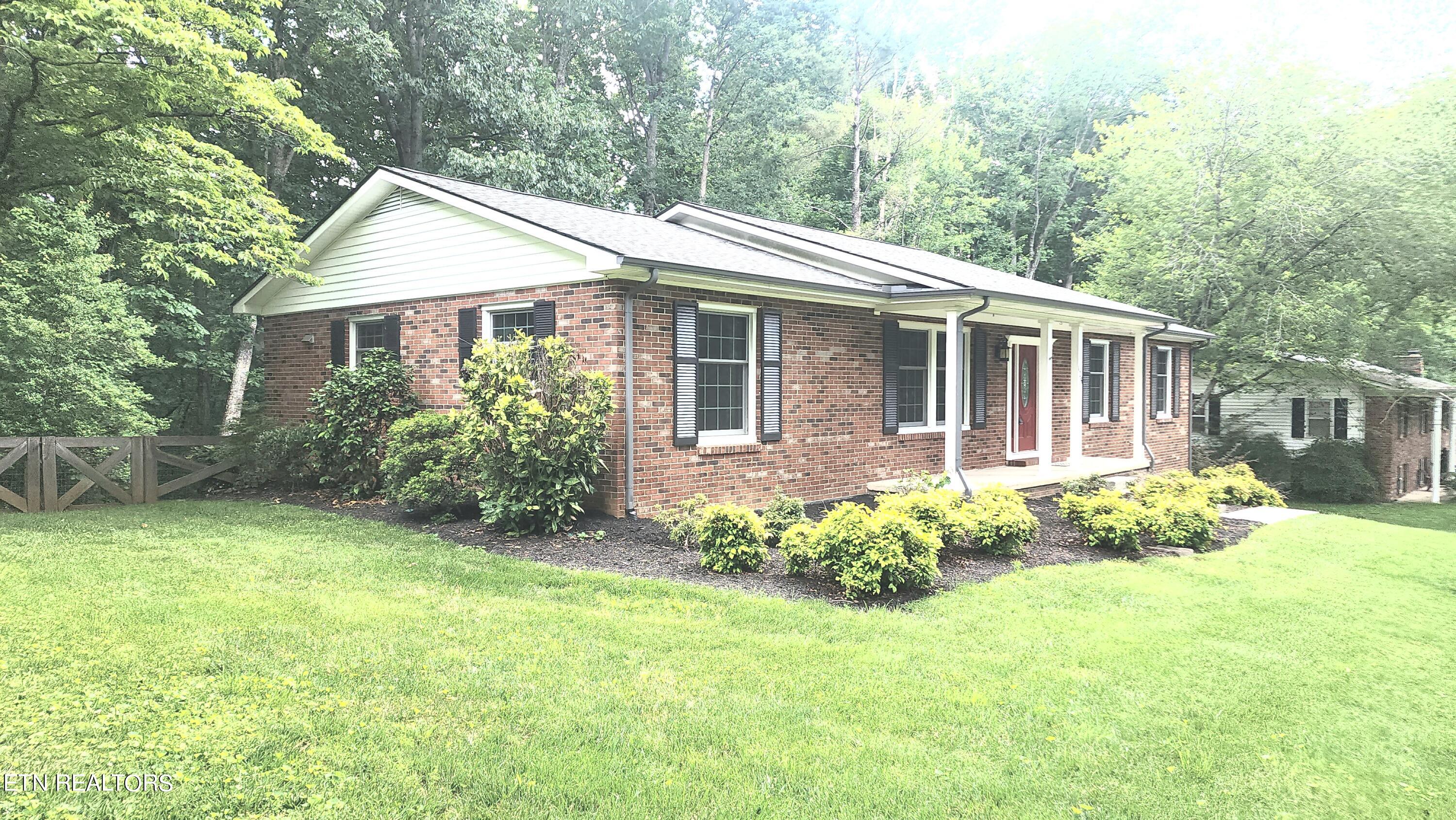 125 Windham Road Oak Ridge, TN 37830 - Photo 3 of 35 1000025759
