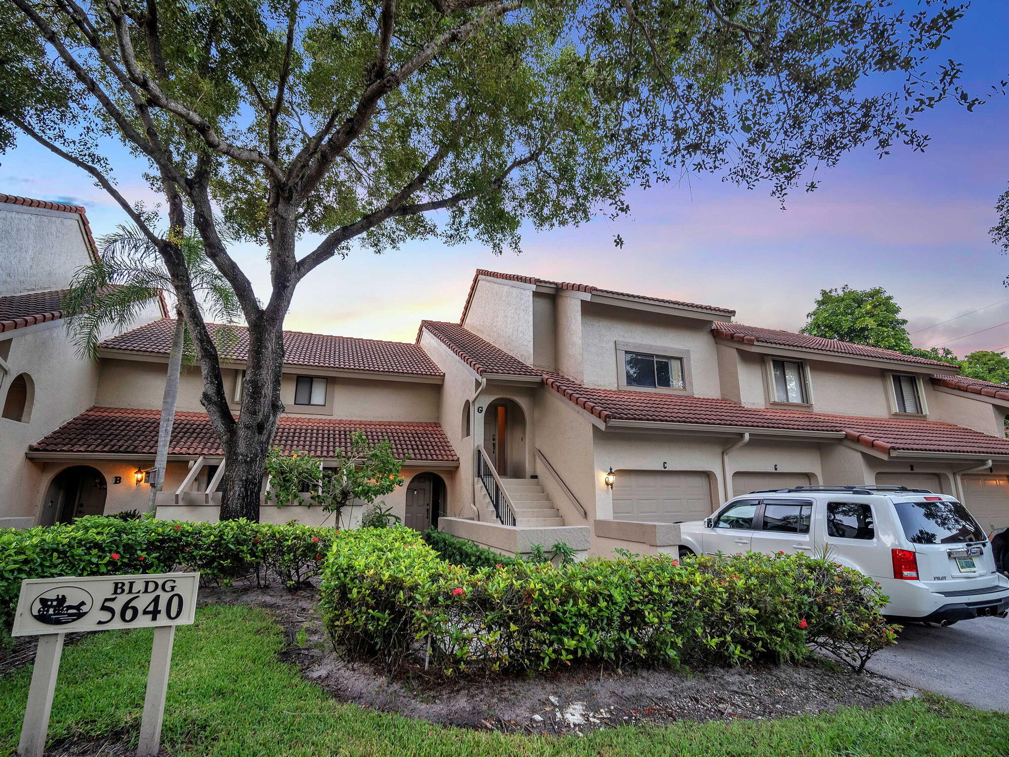 5640 Coach House Circle, Unit G Boca Raton, FL 33486 - Photo 6 of 25 8-web-or-mls-DSC06981