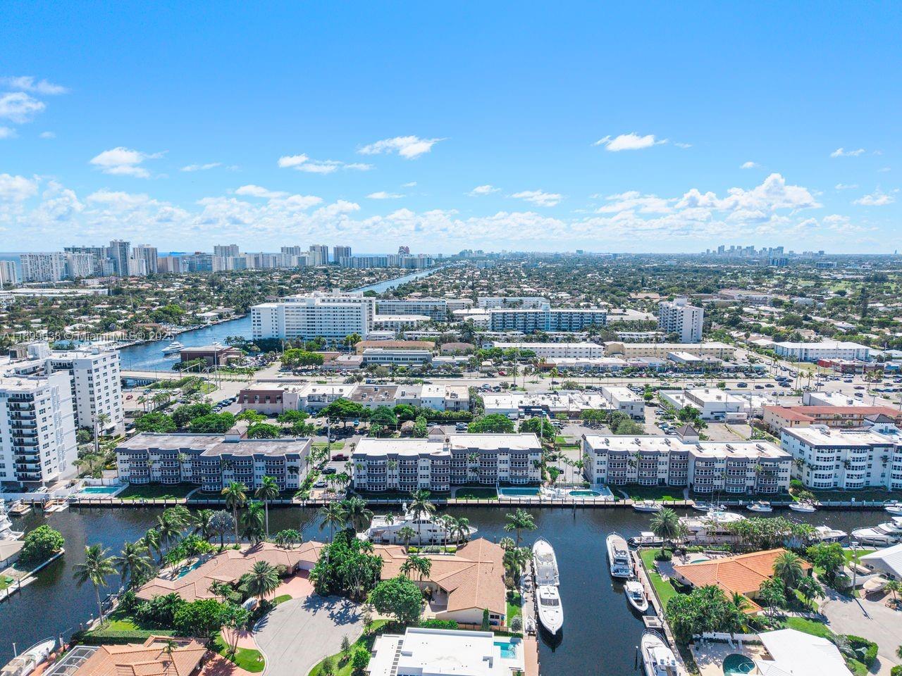 3111 Northeast 51st Street, Unit 202C Fort Lauderdale, FL 33308 - Photo 41 of 46 a view of a city