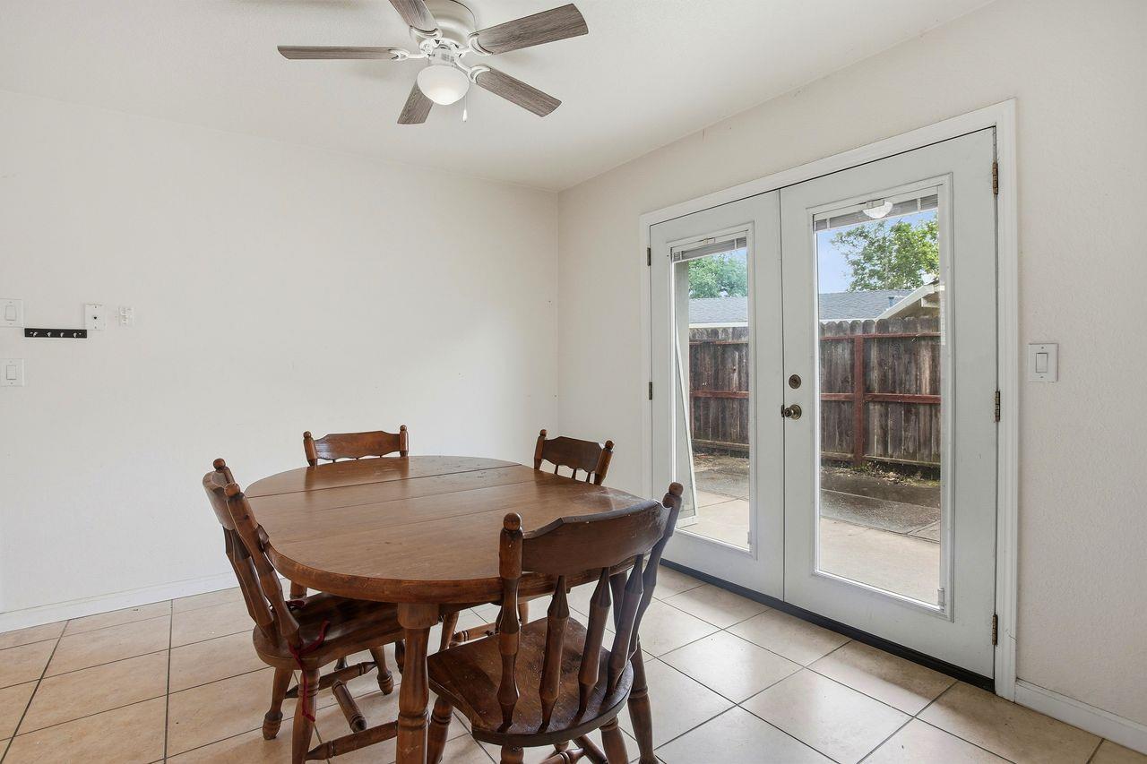 6736 Tareyton Way Citrus Heights, CA 95621 - Photo 10 of 26