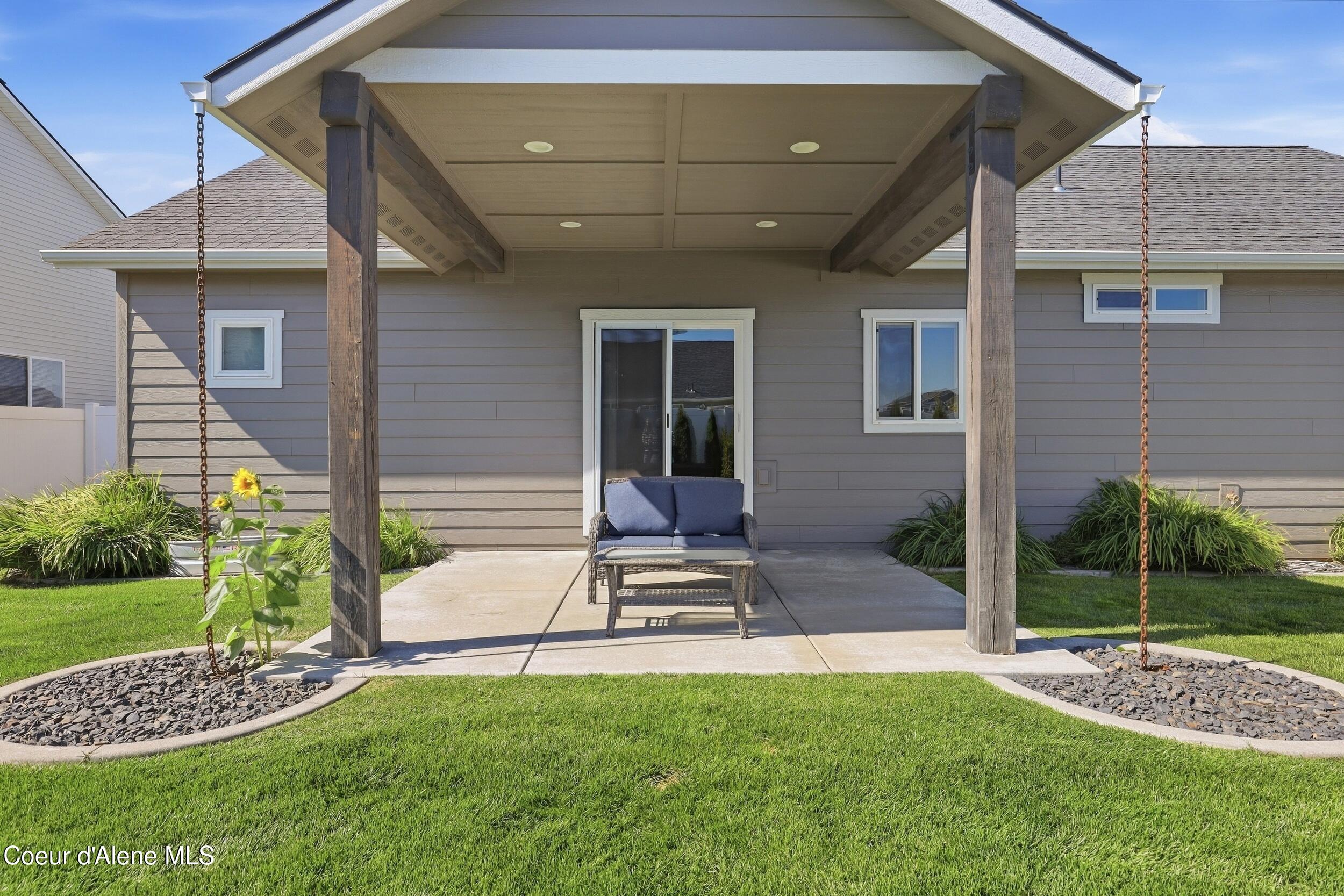 12090 Gipper Loop Rathdrum, ID 83858 - Photo 7 of 33 29_img_2014