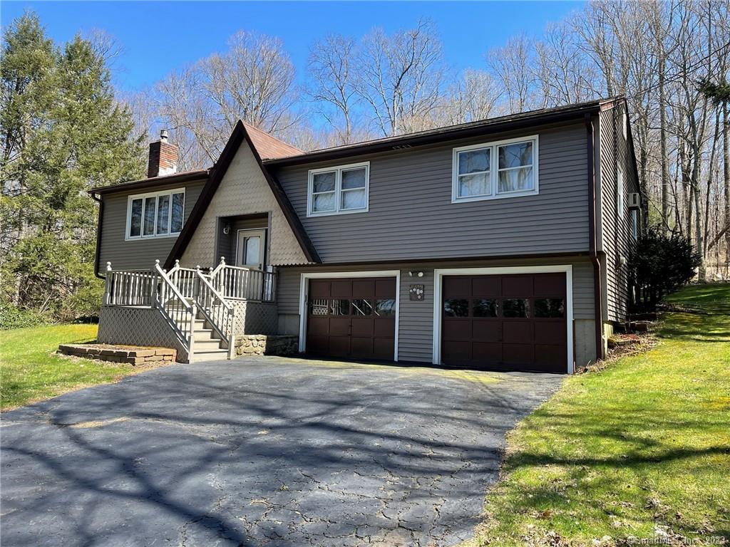 33 Dutton Road Oxford, CT 06478 - Photo 1 of 1 Gallery Image 1