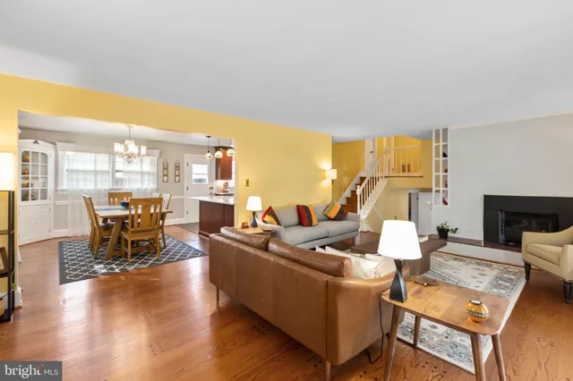 $2,650 | 1424 Brent Street, Fredericksburg, VA 22401