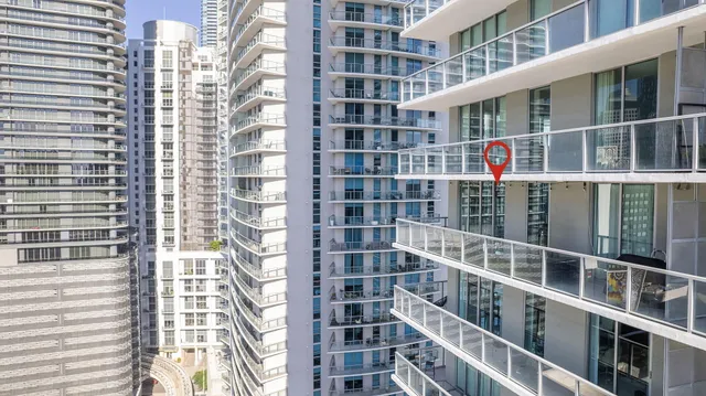 $650,000 | 1111 Southwest 1st Avenue, Unit 2420N, Miami, FL 33130