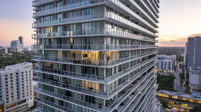 $650,000 | 1111 Southwest 1st Avenue, Unit 2420N, Miami, FL 33130